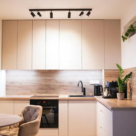 Apartament Modern With Parking And Terrace -